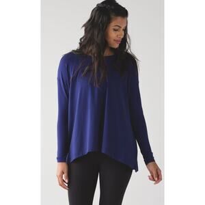 lululemon longsleeve 8